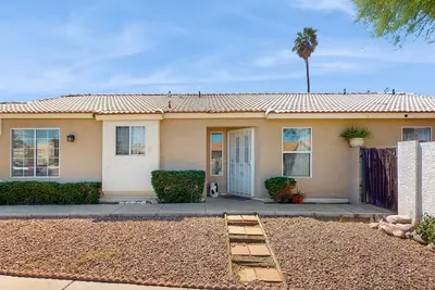 Image de Charming Glendale retreat with an alfresco patio - near parks