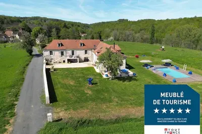 Image de La Résidence Périgourdine 5 * Luxe