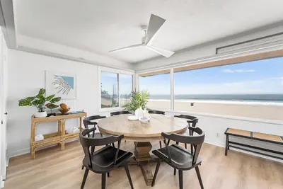 Image de Oceanfront Oasis with Stunning Views of the Sea