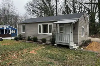 Image de Posh 2 bedroom by downtown Atlanta & major attractions.