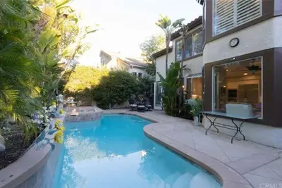 Image de Luxury house at a high-end neighborhood