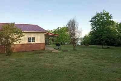 Image de Secluded Lodge on Bull Shoals Lake in Yellville Ar. Great property w/ boat dock!