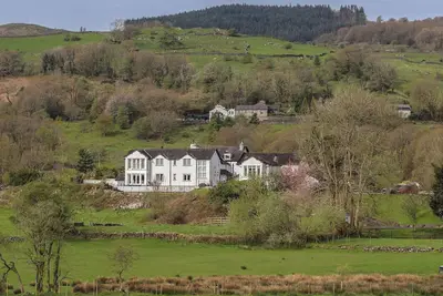 Chase View, pet friendly, with a garden in Bowness-On-Windermere