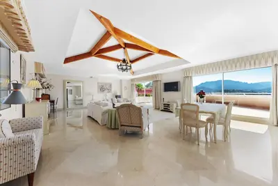 Image de Superbe appartement 3 chambres avec vue panoramique
