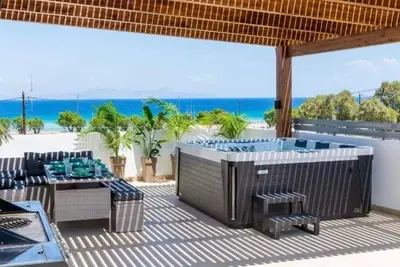 Image de Odyssey sea view Jacuzzi Beach