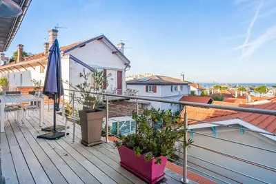 Image de Arcachon, Ville d'Automne: T4 avec 2 terrasses, parking, Wifi, à 300m des plages