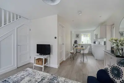 Image de Two Bedroom, Self contained Annex/Appartment in Tunbridge Wells. With Parking