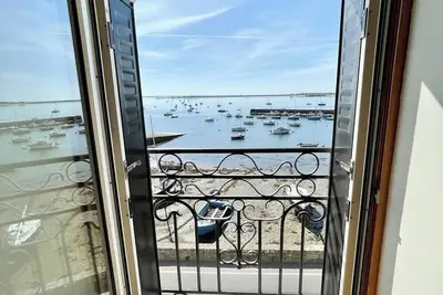 Image de Magnifique maison bourgeoise 280 m2 Face au port