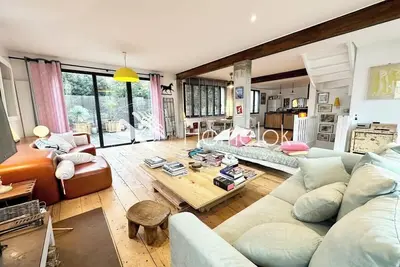 Image de Luxury - Villa entièrement rénovée– Vue sur la mer