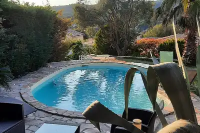Image de Jolie villa avec piscine au calme proche mer