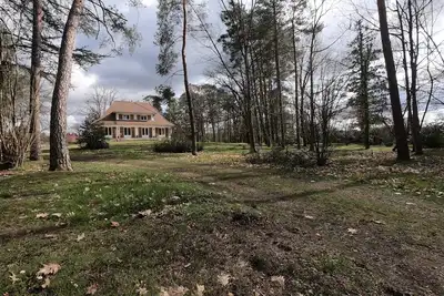 Image de Maison et parc avec petit paddock à poneys à louer dans la Sologne des Rivières.