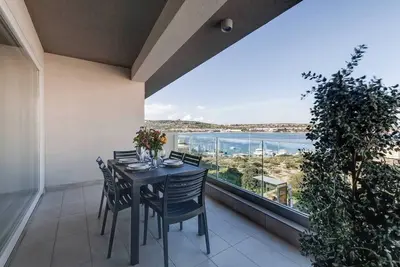 Image de This apartment is a 3 bedroom(s), 3 bathrooms, located in Il-Mellieħa, null.