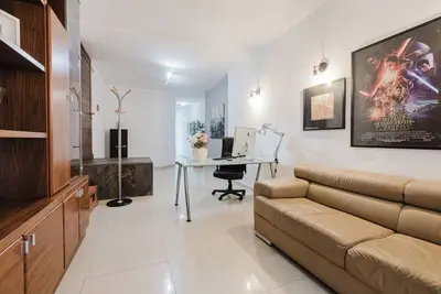 Image de This apartment is a 3 bedroom(s), 2. 5 bathrooms, located in Il-Mellieħa, null.