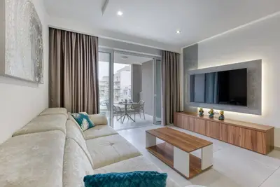Image de The whole group will enjoy easy access to everything from this centrally located place