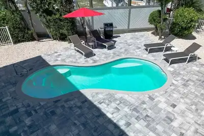 Image de Ocean Oasis~ Pool Home, 35' Dock Near Coco Plum Beach!