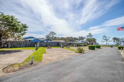 Image de Dog Friendly, Available with 50amp, 30amp, Water and Sewer hook up's, WiFi