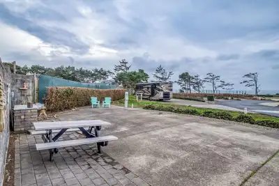 Image de Dog Friendly, Available with 50amp, 30amp, Water and Sewer hook up's, WiFi