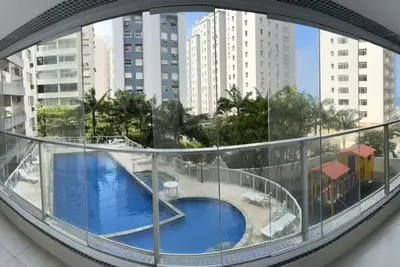 Image de Apartamento Amplo em Pitangueiras com 3 Suítes na Quadra da Praia