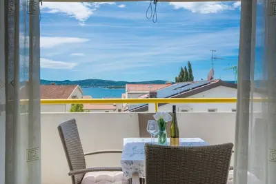 Image de Apartment with a partial sea view