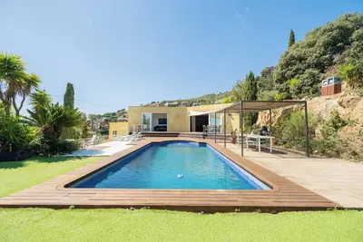 Image de Casa Mediterrani & piscina junto Barcelona