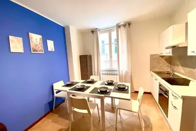 Image de Large three-room apartment 11 hhse