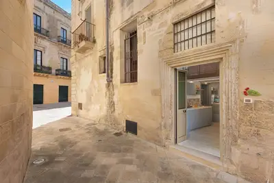 Casa Ficalindia by BarbarHouse