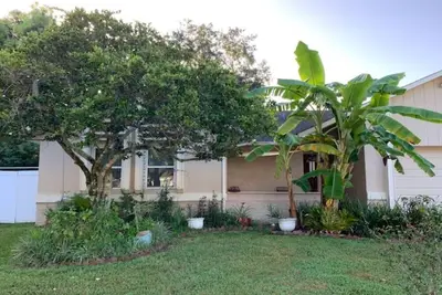 Image de Peaceful family retreat-centrally located for attraction options!