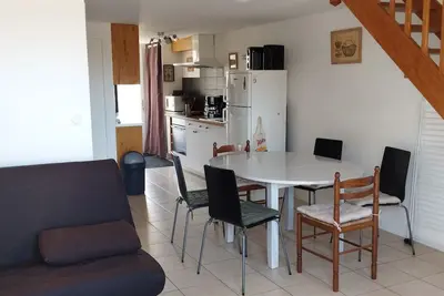 Image de Maison de vacances à 12 minutes à pieds ou 850 mètres de la plage!