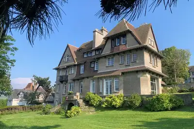 Image de Appartement spacieux avec vue sur mer, idéal pour les familles