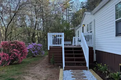 Image de Welcome to Longbranch located in Pisgah Forest, Nc!