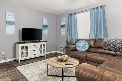 Image de Peaceful 2bd 10 mins from Dt Peoria