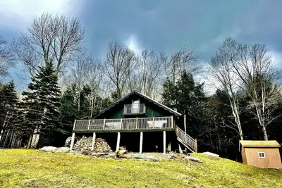 Image de Secluded Catskills Chalet on 5 Acres w/ Mountain Views - Sleeps 6, Pet friendly