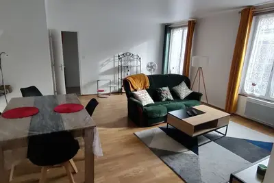 Image de Appartement lumineux emplacement idéal centre ville, proche thermes et commerces