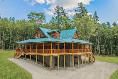 Image de Evergreen Lodge Lakefront 6 Br 3Ba Kayaks Fishing!