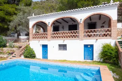 Image de Villa in Andalusia: Private Pool, Sea Views! 2 Bedrooms in Frigiliana