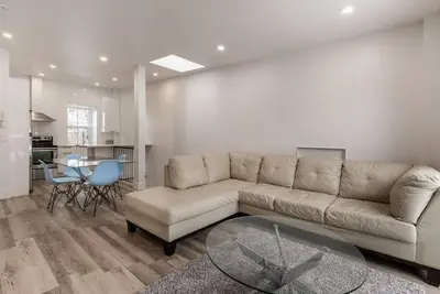 Image de Spacious 2 bedroom apartment