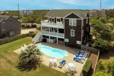 Image de Salty Cs: Stunning Oceanside Home with Private Pool, Hot Tub and Pool Table!