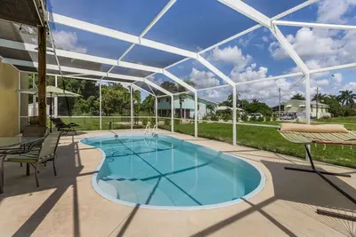 Image de 3/3 Amazing Heated Pool Home in St. James City!