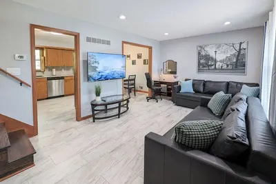 Image de Tranquil Kc Retreat - great location - spacious & modern