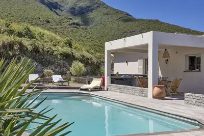Image de Villa avec piscine vue mer, à un kilomètre de la plage de Sisco