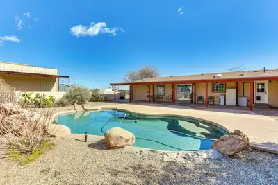 Image de Morristown Home w/ Private Pool & Covered Patio!