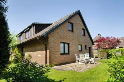 Image de Maison de vacances 'Gemütliches Ferienhaus Küstennähe' avec terrasse privée, jardin privé et Wi-Fi