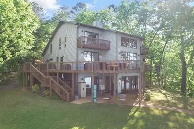 Image de Rivendell at Smith Lake: 5 Br, 3. 5 Ba House in Crane Hill, Sleeps 14