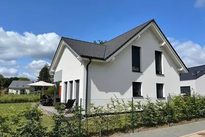 Image de Ferienhaus für 8 Gäste mit 150m² in Lenz