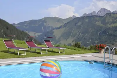 Image de Bel appartement à Damüls avec piscine