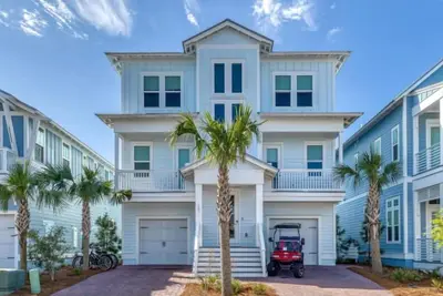 Image de Prominence Next to Big Chill! 6-Seater Lsv, 4 Bikes, Gulf Views!