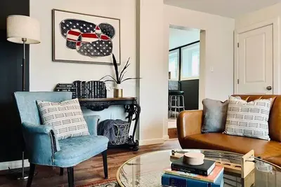 Off Street Parking • Mins from Dt/Stadiums