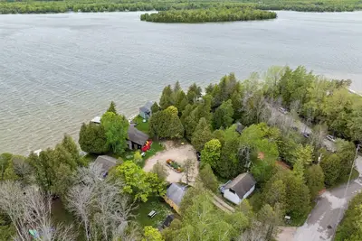 Image de Chalet Cabin on Kangaroo Lake - Dog Friendly and family friendly