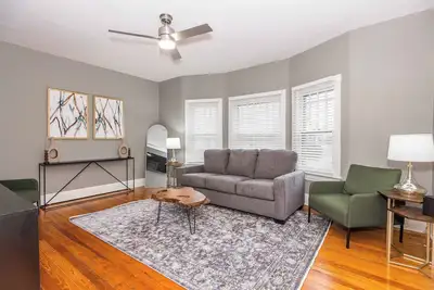 Image de Downtown Gem in Jeffersonville Just Minutes to Churchill Downs
