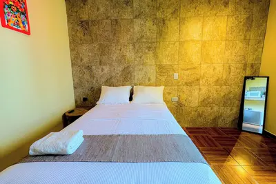 Image de Room for 3 people, 3 blocks from 5th avenue and public beach 🏖️🏝️